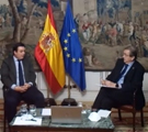 Diálogo del Secretario General del CLAD con Víctor Francos Díaz
